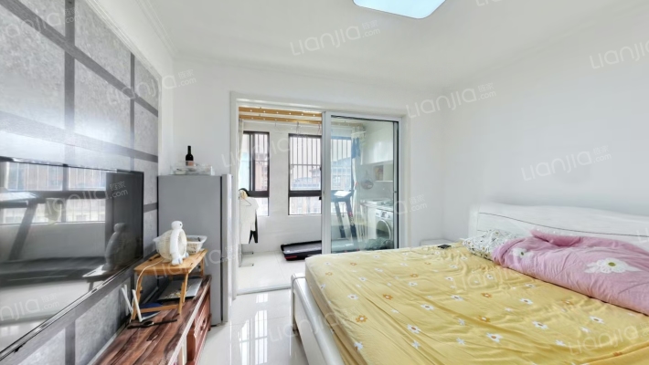 凤麟水苑二手房实景图