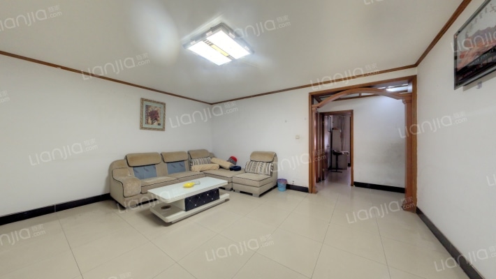 广场小区二手房实景图