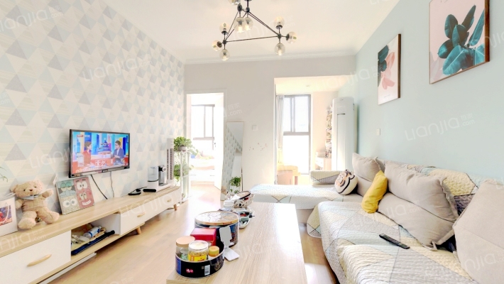 蓝润光华春天A区二手房实景图