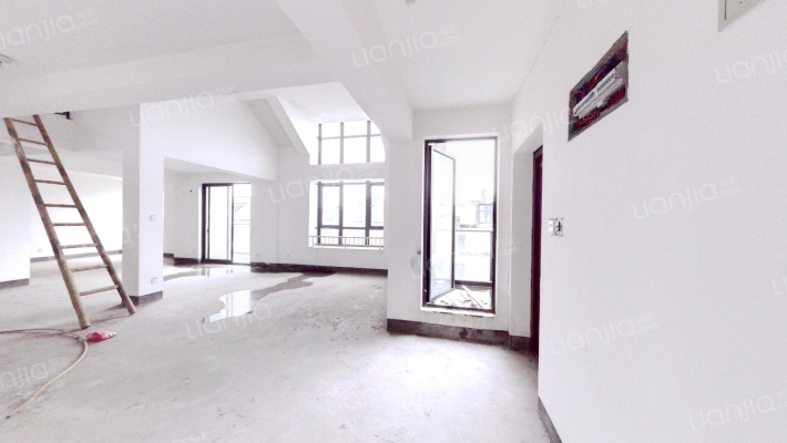 潮都华庭二手房实景图