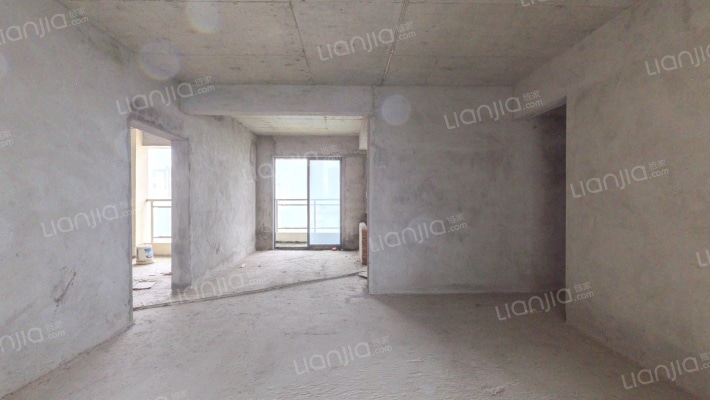 龙秋阁二手房实景图