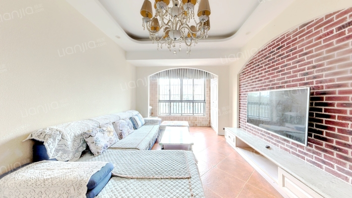 泽瑞琥珀天成二手房实景图