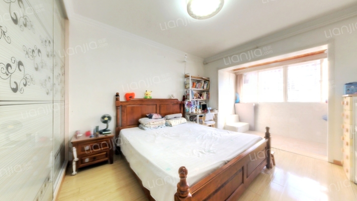 沿河四村二手房实景图