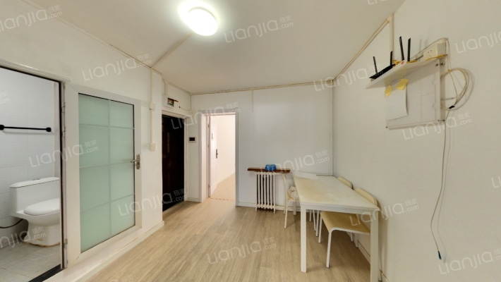 建材城东一里中院二手房实景图