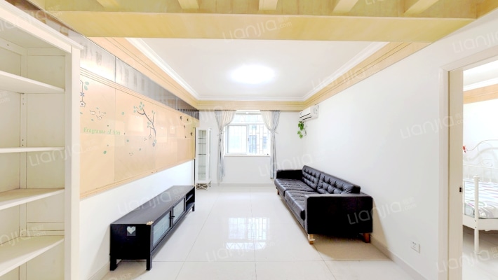 静逸居二手房实景图