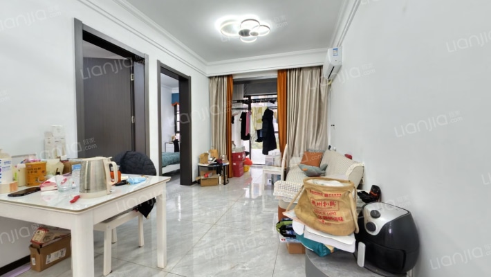 水云墅桃李湾二手房实景图