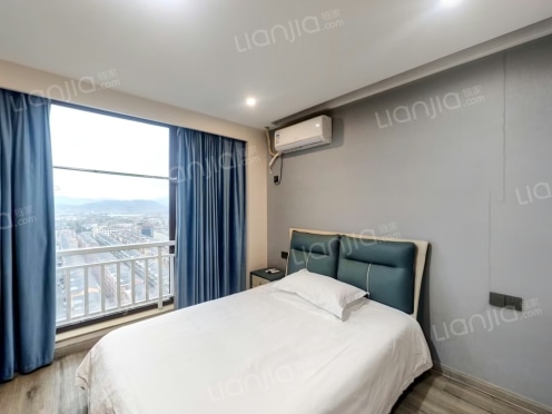 整租·国际袜都财富中心 1室0厅 南