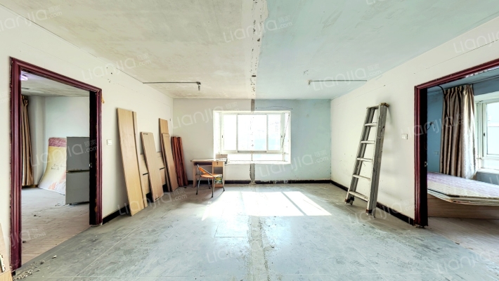 军转公寓二手房实景图