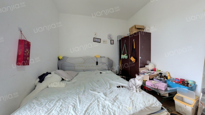 八二新区二手房实景图