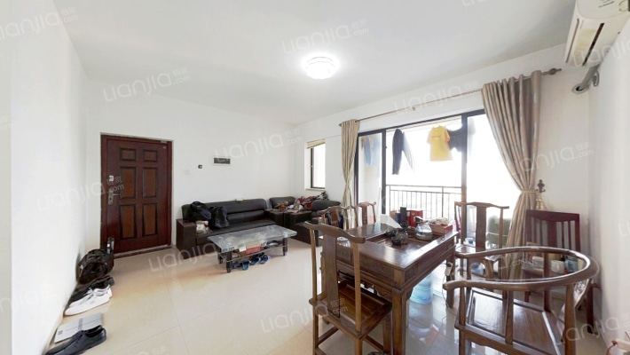 第首花园二手房实景图