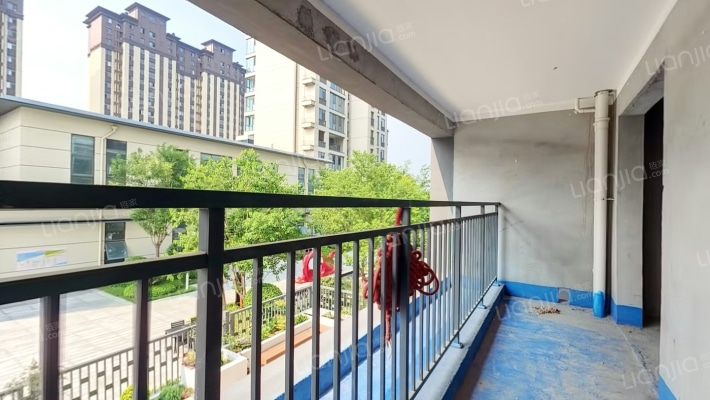 建业莲溪新筑二手房实景图