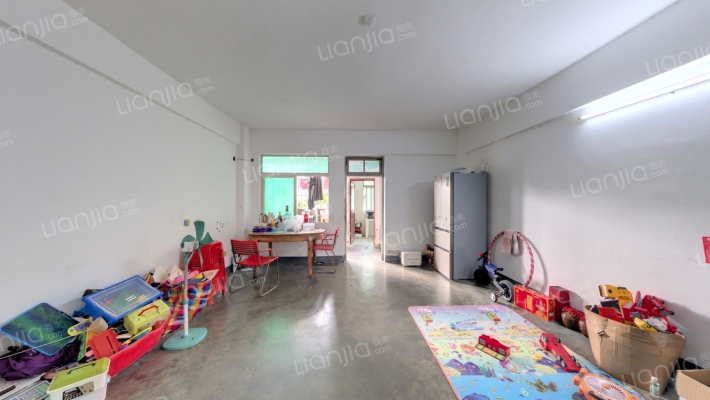 华大小区二手房实景图