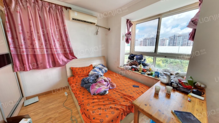 爱博五村二手房实景图