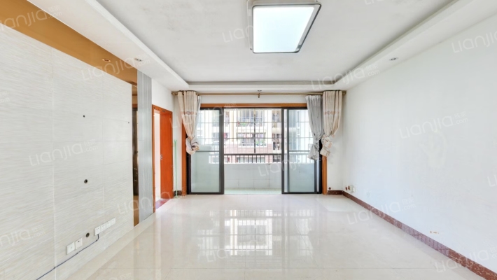 龙光普罗旺斯紫罗兰二手房实景图