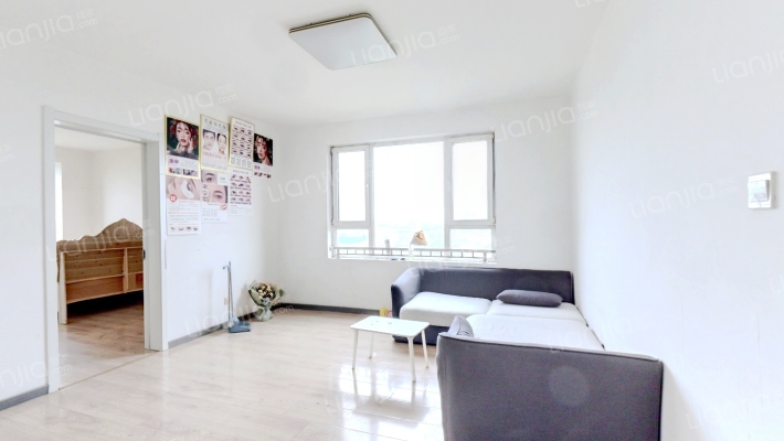 张士新居二手房实景图