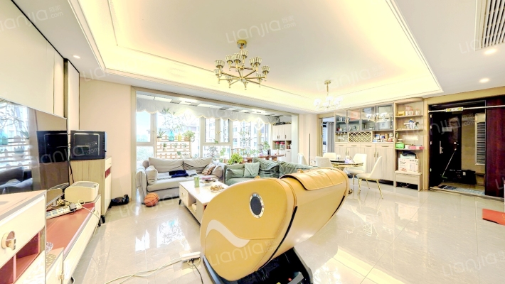 金科领地博翠粼湖二手房实景图