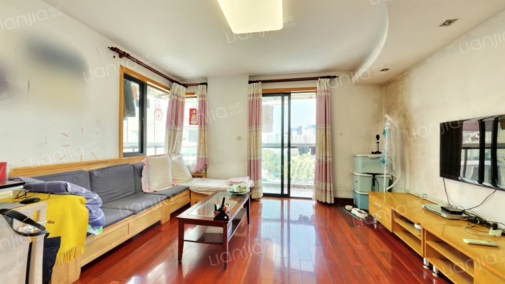 东湖大郡二期二手房实景图