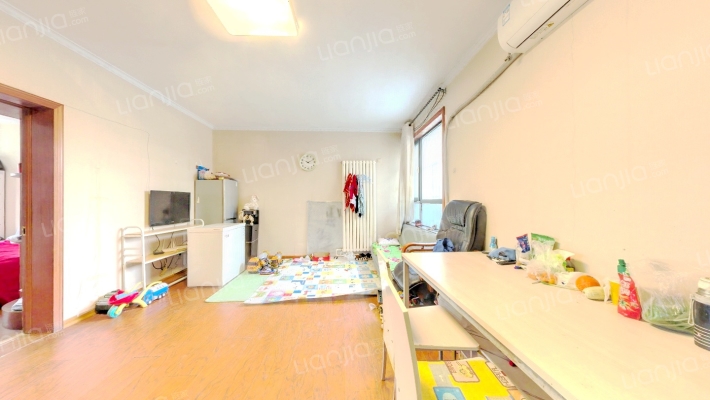 心怡苑二手房实景图