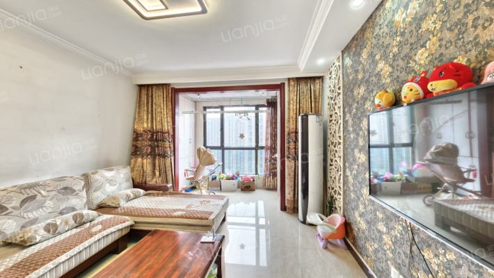 想象国际北区二手房实景图