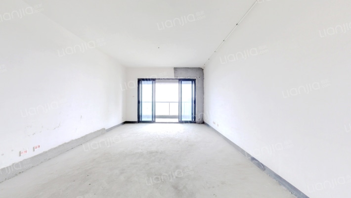 东湖尚府二手房实景图