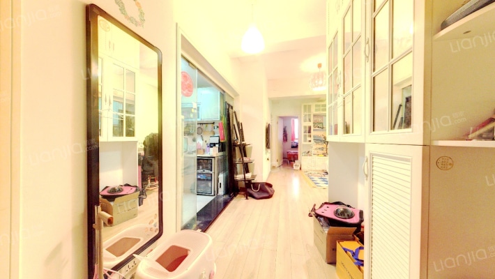 香港丽都二手房实景图