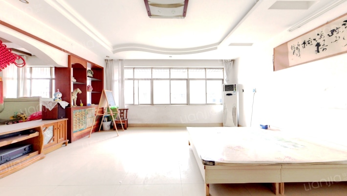 拓新小区二手房实景图