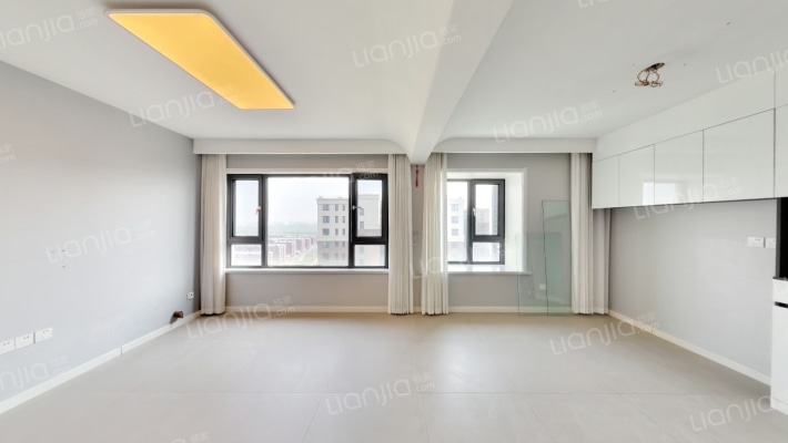 保利梧桐语二手房实景图