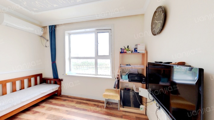 后现代橙二手房实景图