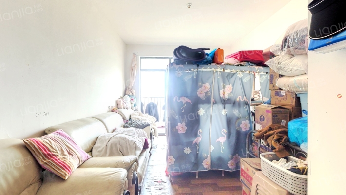 胜秀花苑二手房实景图