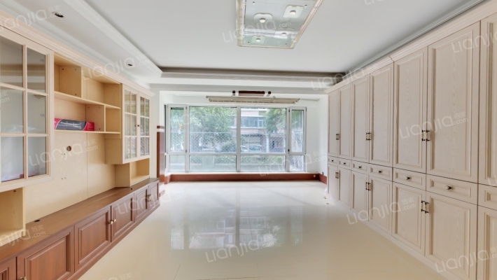 鸿彤园二手房实景图