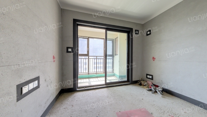 龙湖御府二手房实景图