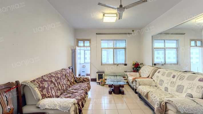 驻马店市第一高级中家属院二手房实景图