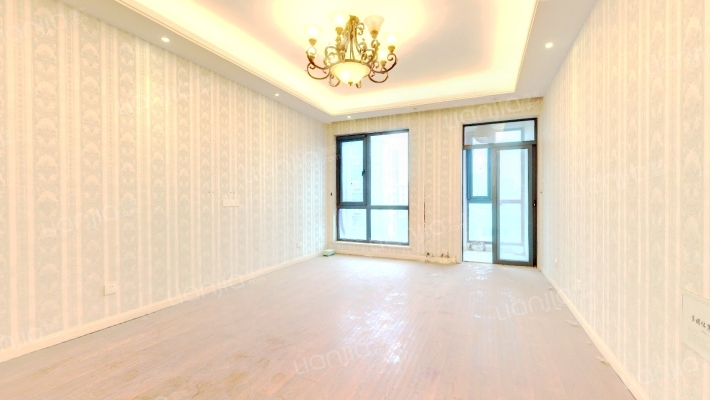 颐河原筑小区二手房实景图