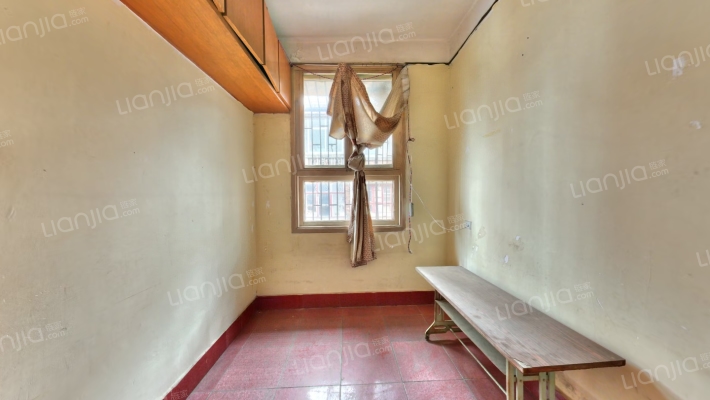 昆前路37号院二手房实景图