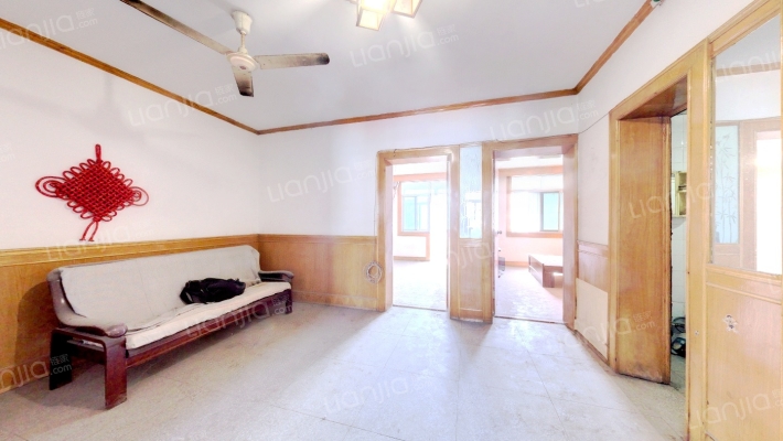 张洼路郊建公司二手房实景图