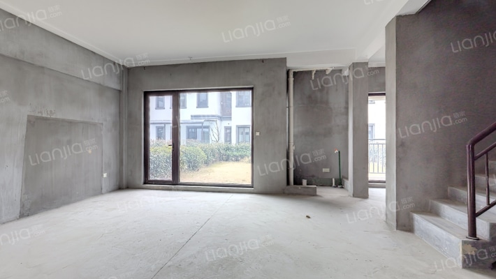 湖山一品花苑二期二手房实景图