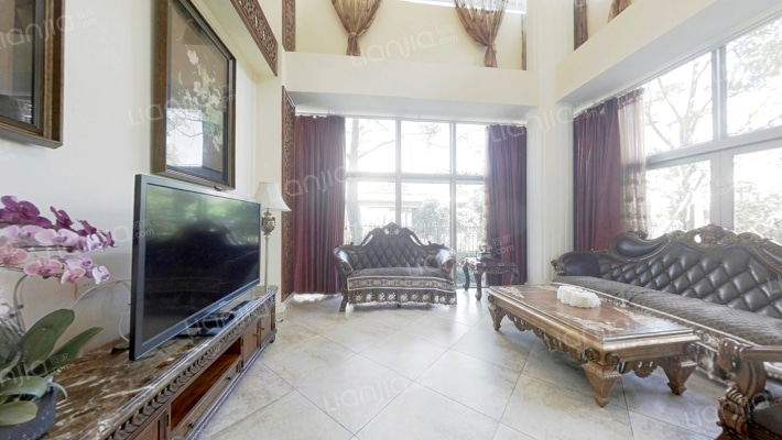 昆明滇池高尔夫二手房实景图