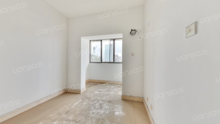 西城苑D区二手房实景图