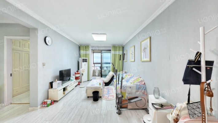 溪湾雅苑一区二手房实景图