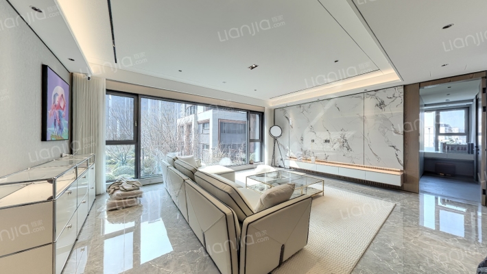 中海云麓公馆二手房实景图