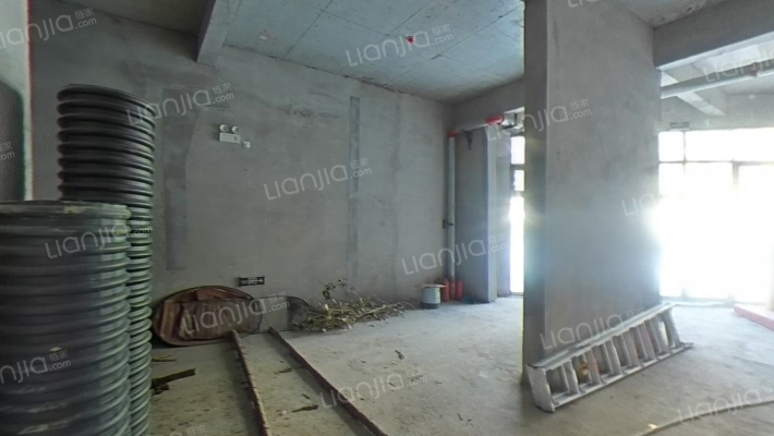 兴忠悦龙台二手房实景图