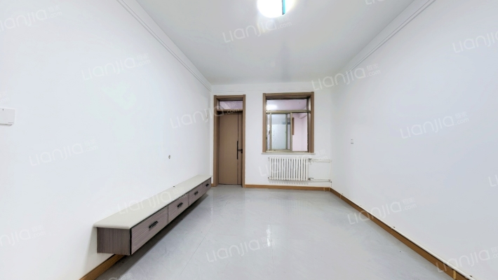 建工燕东苑二手房实景图