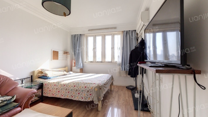 延安公寓(长宁)二手房实景图