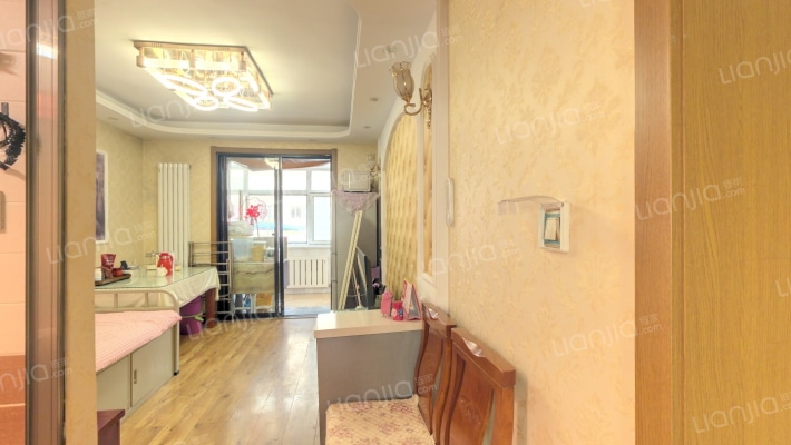 元士街二手房实景图