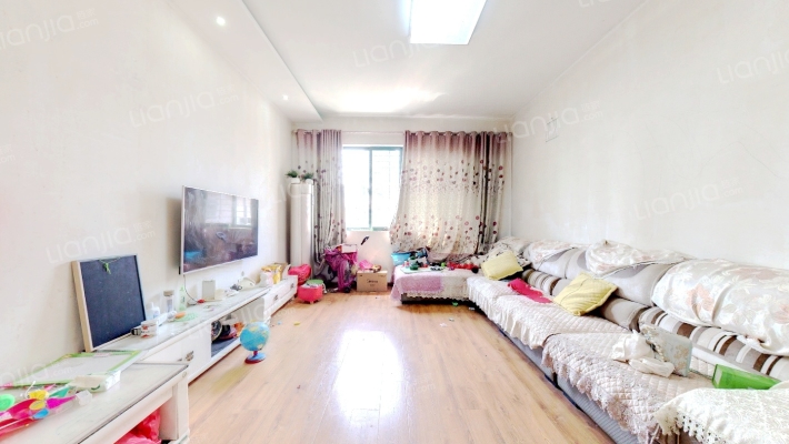 盛融青城二手房实景图