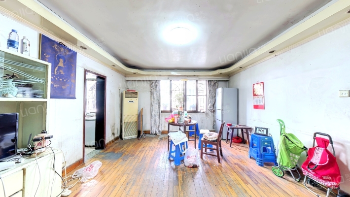 日报社宿舍二手房实景图