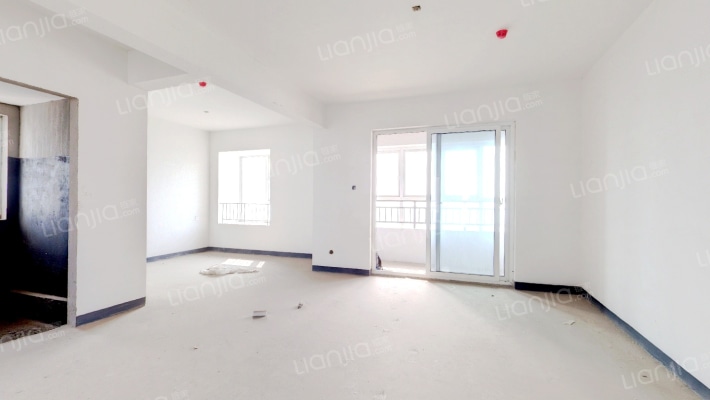 绿地香树花城派克公馆二手房实景图