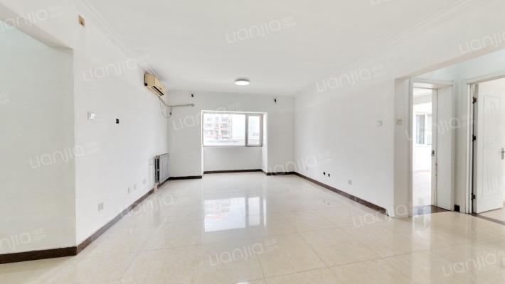 佳世苑小区二手房实景图