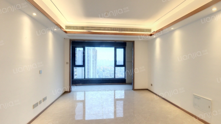 潮启四季苑一组团二手房实景图