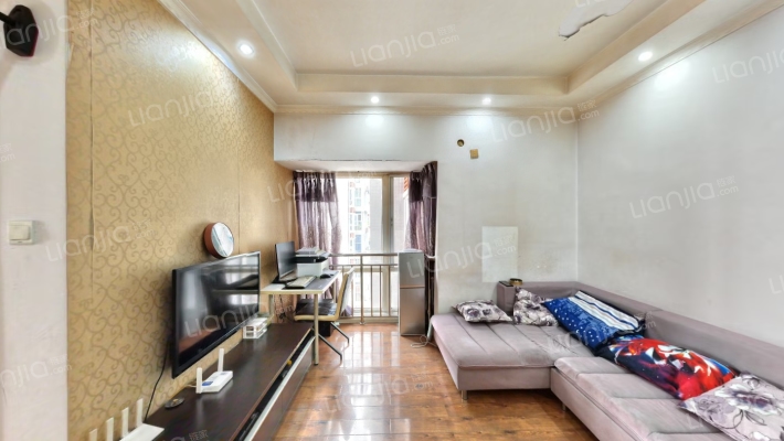 世家东部时空二手房实景图